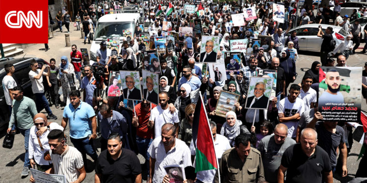 أثارت تعاطفا واسعا.. مسؤولون فلسطينيون: مقتل ناشطة أمريكية باحتجاج في نابلس