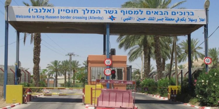 عملية معبر الكرامة… أزمة جديدة في وجه إسرائيل