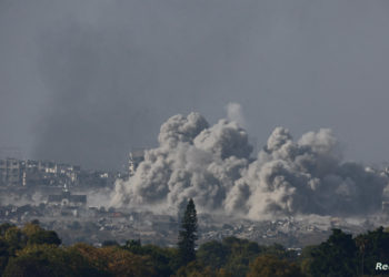  إسرائيل ترجح مقتل 3 رهائن في غارة جوية