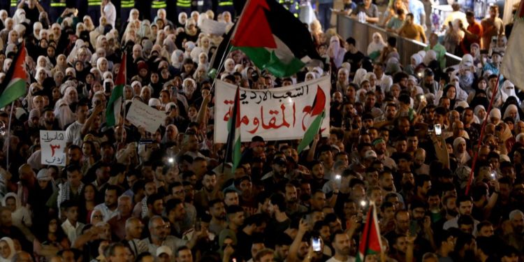 جسر الإهانات