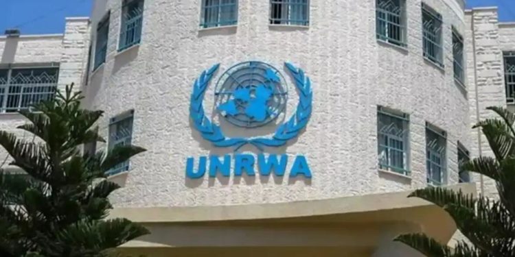 حكومة الاحتلال تستولي على مقر الاونروا بالقدس