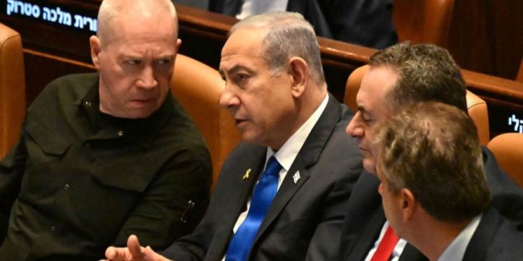 نتنياهو يقيل غالانت: نهاية 17 شهراً من المشاحنات