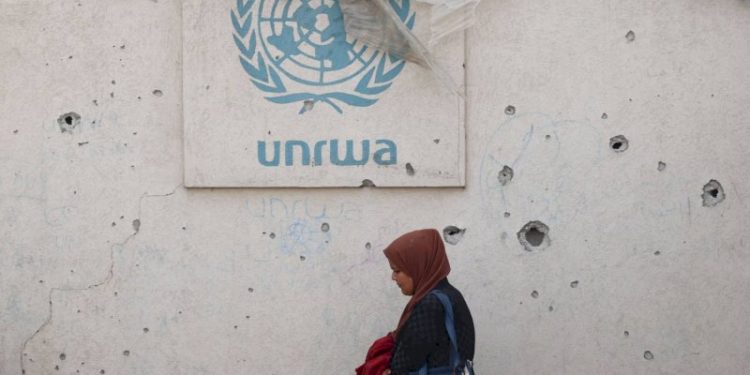  الموقف الدولي ومواجهة حظر عمل “الأونروا”