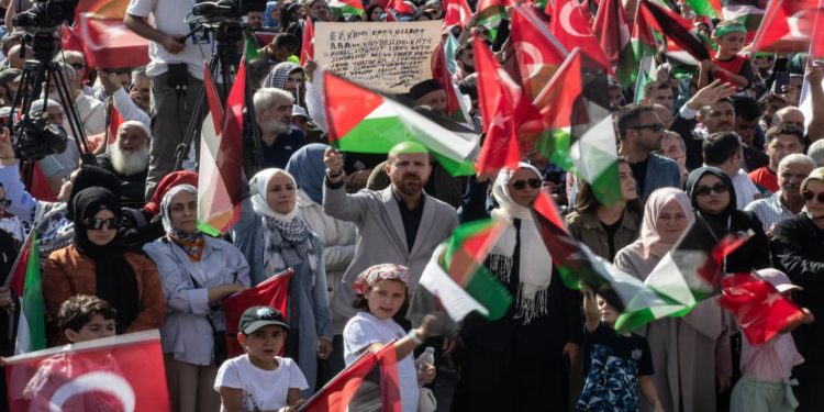 ضمّ تركيا إلى مفاوضات غزّة تطوّراً مُهمّاً