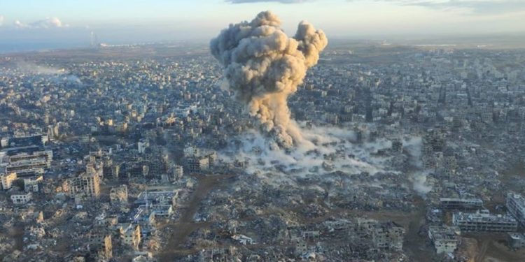  قطاع غزة يتعرض للتدمير والتطهير العرقي