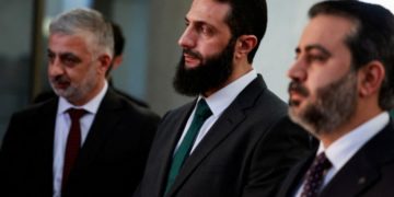 تشريح الثورات.. ما الذي تضيفه ثورات الربيع العربي؟