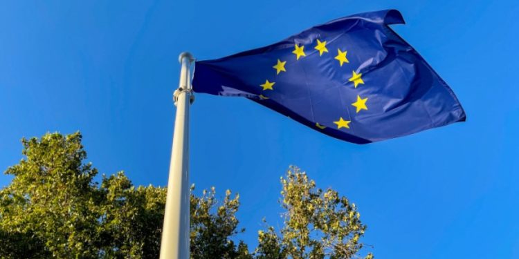 اتفاق أوروبي يقضي بتعليق تدريجي للعقوبات الاقتصادية المفروضة على سورية