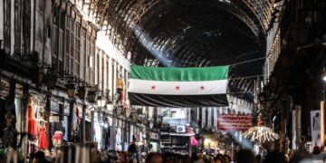 بعد سنوات من الركود.. أي القطاعات ستحمل لواء النهوض الاقتصادي في سورية؟