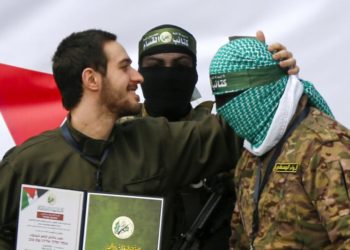 تلكما القُبلتان إعلامياً