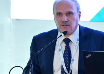  س/ج | أحمد غنيم يرد على أبرز الأسئلة بشأن انعقاد المؤتمر الوطني الفلسطيني