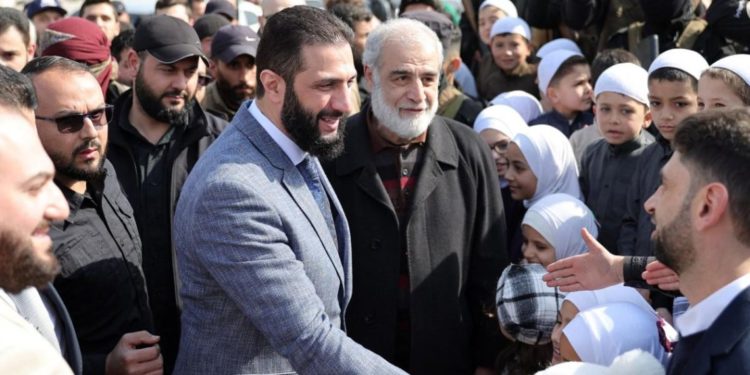      الزيارة الاستراتيجية لأحمد الشرع: رسائل داخلية وخارجية