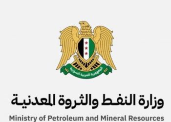 استجرار النفط والمفاوضات السرية: بين مبررات الحكومة وتوجسات الشعب